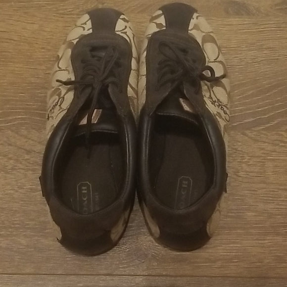 Used Coach GeeGee Sneakers Size 10 - Picture 3 of 9